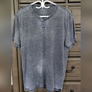Men's dark grey Lucky brand t-shirt